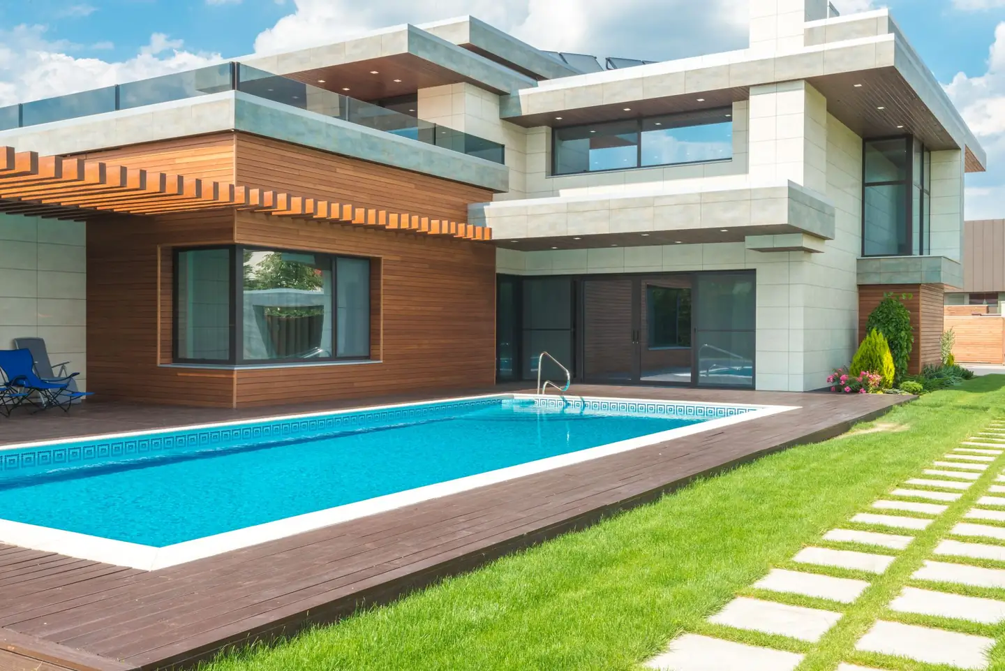 Swimming pool built in East Tamworth, NSW